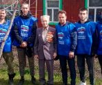 old 109877 В Ковылкино активисты покрасили дом ветерану