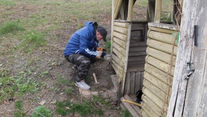 old 109949 В Чамзинском районе привели в порядок территорию родника