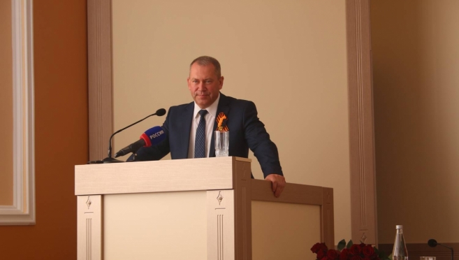 old 110038 Депутаты выбрали главу Зубово-Полянского района