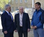 old 110191 Председатель Госсобрания РМ осмотрел объекты Краснослободского района, где идет ремонт