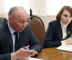 old 110198 В Больших Березниках депутат Госдумы РФ провела прием жителей
