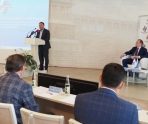 old 110396 Глава РМ встретился с предпринимателями Республики