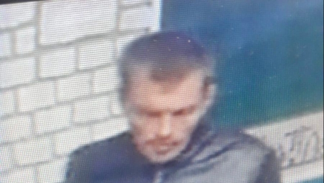 old 110712 В Саранске разыскивают мужчину, укравшего телефон в кафе