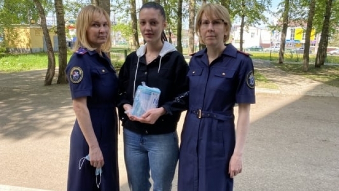 old 110928 В Саранске поздравили детей из Донбасса