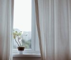 old 110977 В Екатеринбурге выпрыгнувшую с ребенком из окна женщину отправили на принудительное лечение