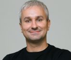 old 110996 «Клиенты становятся более склонными к сбережению и доверяют свои накопления Сбербанку»