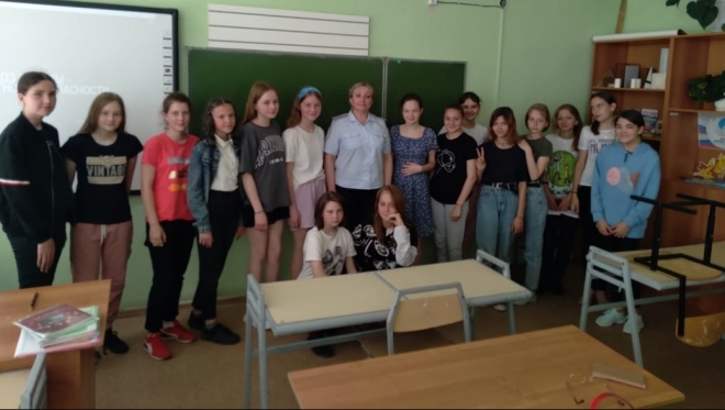 old 111170 В Ичалковском районе инспекторы дорожного движения проводят для детей профилактические мероприятия