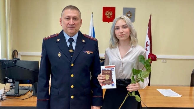old 111246 В Саранске подростки получили свои первые паспорта