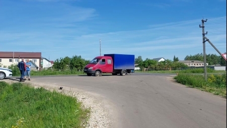 old 111350 В Большеигнатовском районе мотоциклист протаранил автомобиль