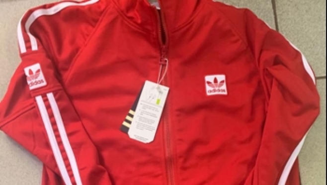 old 111590 В Рузаевке из магазинов изъяли подделки одежды и обуви фирмы Adidas