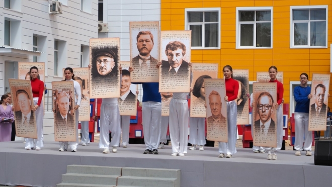 old 111953 В Мордовии отметили 60-летие педуниверситета