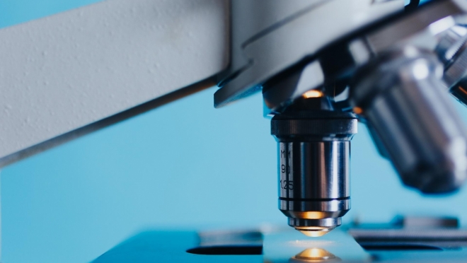 old 111995 Медведев: Зависимость РФ от импортных поставок в сфере научного приборостроения велика