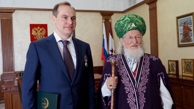 old 112013 В Саранске Глава РМ встретился с Верховным муфтием России Талгатом Таджуддином