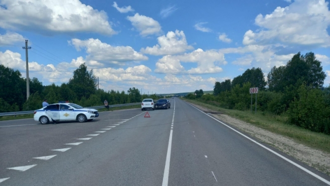 old 112068 В Большеберезниковском районе «Лада» въехала в иномарку