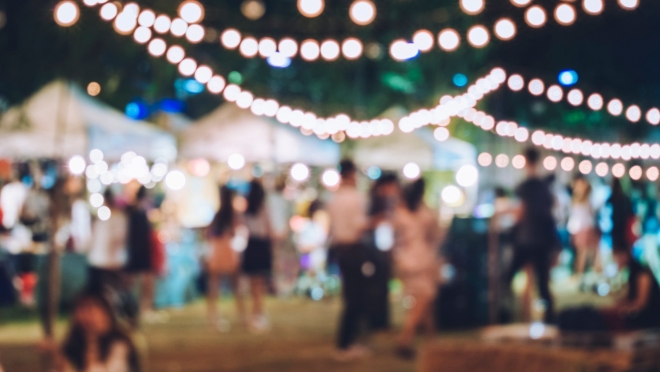 old 112083 Кто гулял на выпускных в Парке Горького и на «Алых парусах»