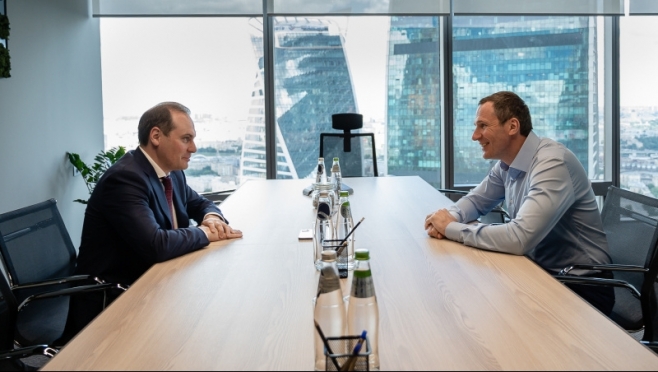 old 112398 Глава РМ в Москве обсудил вопросы развития инфраструктуры обращения с твердыми коммунальными отходами в Мордовии