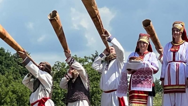 old 112439 В РМ продолжают снимать фильм о культуре мордовского народа