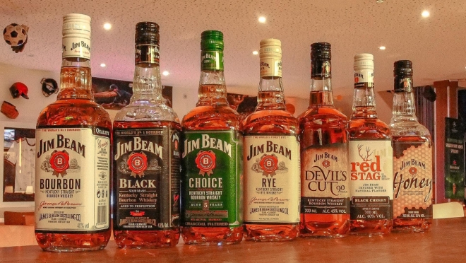 old 112753 Производитель бурбона Jim Beam продает бизнес в России