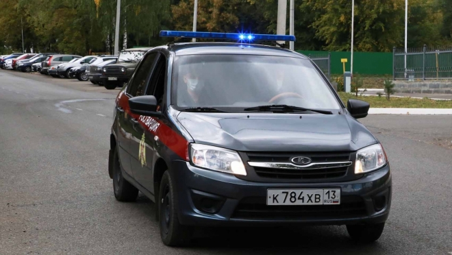 old 113111 В Саранске мужчина изувечил автомобиль таксиста