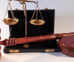 old 113420 19-летний житель Саранска может получить два года за продажу украденной супругой цепочки