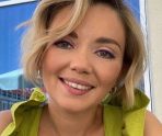 Актриса Ольга Кузьмина прилетела в Мордовию на съемки тревел-шоу «По секрету всему свету» 9 Актриса Ольга Кузьмина прилетела в Мордовию на съемки тревел-шоу «По секрету всему свету» old 113504 Актриса Ольга Кузьмина прилетела в Мордовию на съемки тревел-шоу «По секрету всему свету»