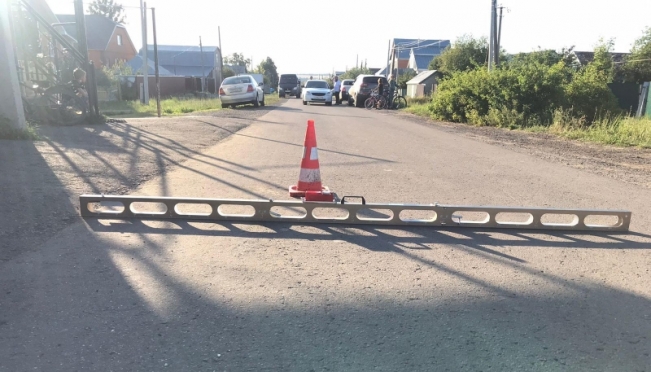old 113760 В Ромодановском районе 10-летний школьник на мопеде сбил 3-летнего велосипедиста