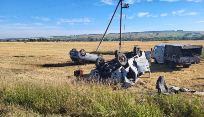old 113761 В Саранске водитель иномарки догнал и протаранил УАЗ – пострадали трое
