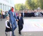old 114490 Премьер-министр Мордовии посетил торжественную линейку в школе №37 в Саранске