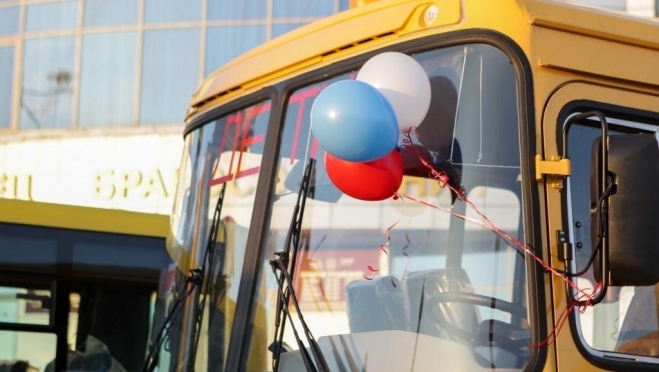 old 114538 Мордовия получит новые школьные автобусы и автомобили скорой помощи