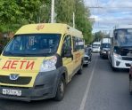 old 114792 В Саранске столкнулись четыре автомобиля и школьный автобус