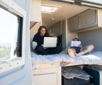 Производитель люксовых трейлеров продемонстрировал дом на колесах за 310 тыс. долларов 13 Производитель люксовых трейлеров продемонстрировал дом на колесах за 310 тыс. долларов old 114953 Производитель люксовых трейлеров продемонстрировал дом на колесах за 310 тыс. долларов