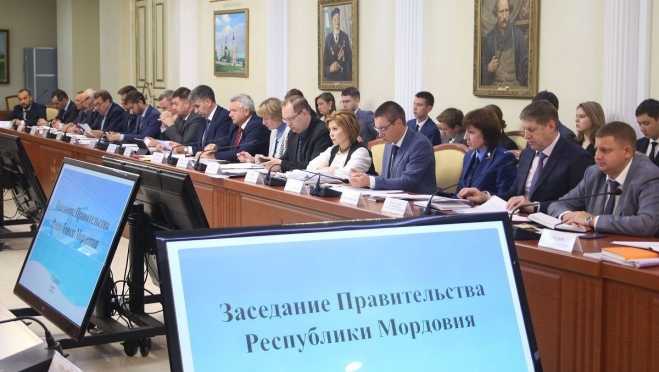 old 114960 В Мордовии министры обсудили спортивные планы региона на 2023 год