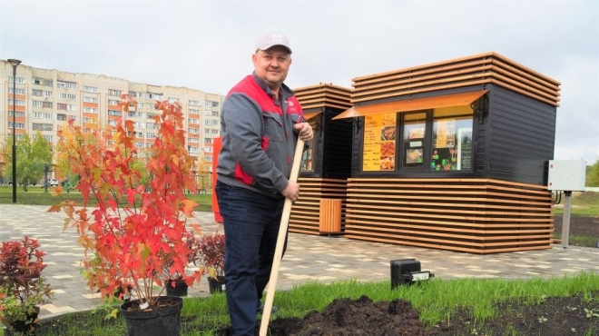 old 115451 В рузаевском Старт парке высадили деревья