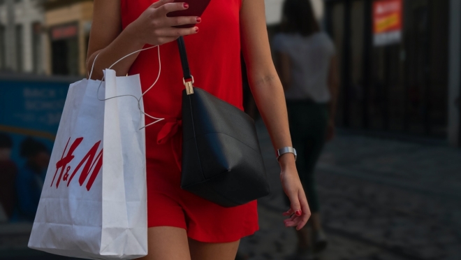 old 115832 H&M начал закрывать магазины в России