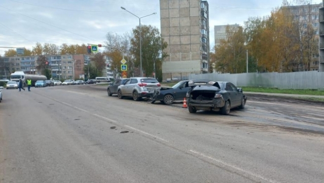 old 116406 В Саранске пьяный водитель устроил массовое ДТП на Юго-Западном шоссе