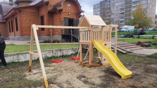old 116703 Возле храма в Саранске построили детскую площадку