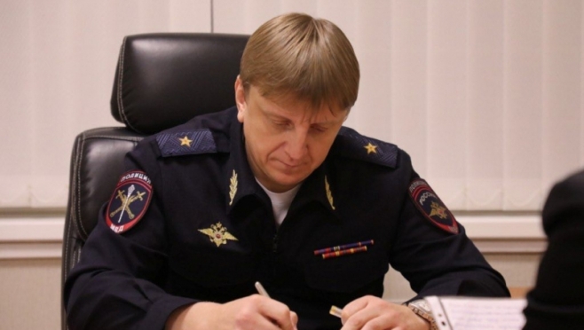 old 116902 Глава МВД Мордовии провел прием граждан