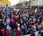old 116943 В центре Кишинева снова митингуют