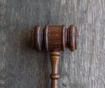 Суд отменил приговор экс-охраннику "Ельцин центра", который нарисовал глаза на картине 13 Суд отменил приговор экс-охраннику "Ельцин центра", который нарисовал глаза на картине old 117701 Суд отменил приговор экс-охраннику "Ельцин центра", который нарисовал глаза на картине