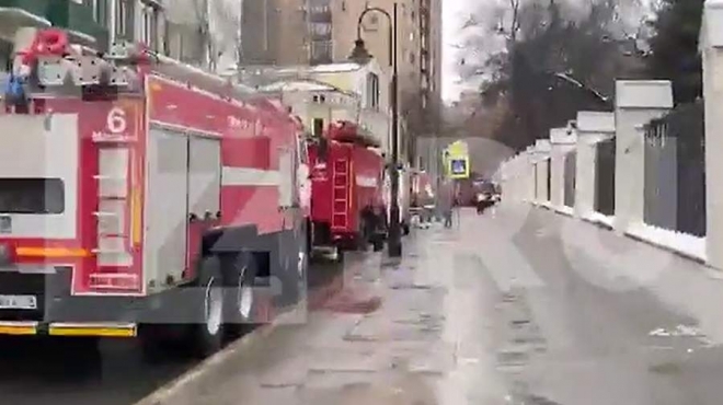 old 117889 В Москве потушили пожар в резиденции посла Алжира