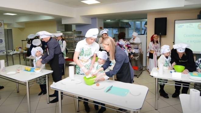 В Саранске прошёл конкурс «Семейные рецепты – в школьное меню» 12 В Саранске прошёл конкурс «Семейные рецепты – в школьное меню» old 118013 В Саранске прошёл конкурс «Семейные рецепты – в школьное меню»