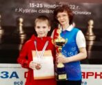 Рузаевский школьник завоевал бронзовую медаль Первенства России по шашкам 4 Рузаевский школьник завоевал бронзовую медаль Первенства России по шашкам old 118021 Рузаевский школьник завоевал бронзовую медаль Первенства России по шашкам