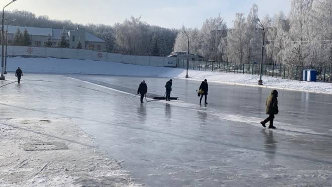 old 118243 В Саранске открылся первый ледовый каток