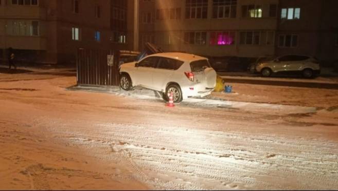 10-летняя девочка попала под колеса кроссовера в Октябрьском районе Саранска 4 10-летняя девочка попала под колеса кроссовера в Октябрьском районе Саранска old 118671 10-летняя девочка попала под колеса кроссовера в Октябрьском районе Саранска