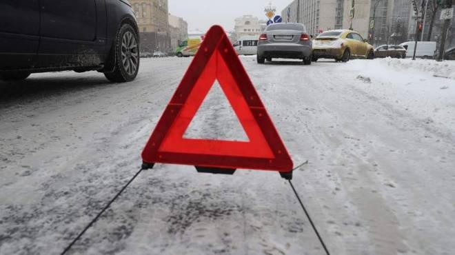 В Москве легковой автомобиль протаранил и перевернул машину скорой помощи 10 В Москве легковой автомобиль протаранил и перевернул машину скорой помощи old 118698 В Москве легковой автомобиль протаранил и перевернул машину скорой помощи