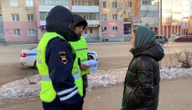 Автоинспекторы Мордовии напомнили школьникам о соблюдении правил дорожного движения 4 Автоинспекторы Мордовии напомнили школьникам о соблюдении правил дорожного движения old 118732 Автоинспекторы Мордовии напомнили школьникам о соблюдении правил дорожного движения