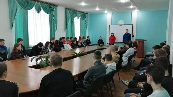 Работники прокуратуры Ичалковского района встретились со студентами и школьниками 6 Работники прокуратуры Ичалковского района встретились со студентами и школьниками old 118952 Работники прокуратуры Ичалковского района встретились со студентами и школьниками