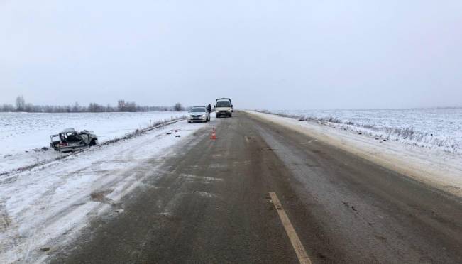В Саранске легковой автомобиль врезался в КамАЗ – погиб водитель 9 В Саранске легковой автомобиль врезался в КамАЗ – погиб водитель old 119027 В Саранске легковой автомобиль врезался в КамАЗ – погиб водитель