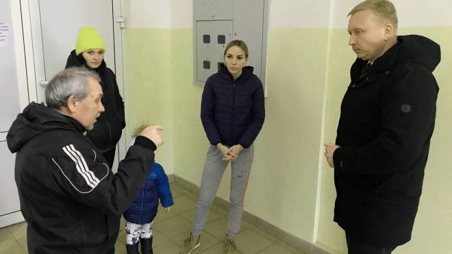 Мэр Рузаевки встретился с жителями многоквартирного дома, который остался без управляющей компании 8 Мэр Рузаевки встретился с жителями многоквартирного дома, который остался без управляющей компании old 119067 Мэр Рузаевки встретился с жителями многоквартирного дома, который остался без управляющей компании