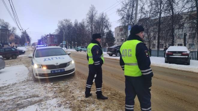 В Мордовии в преддверии праздников на улице увеличилось количество нарядов ДПС 6 В Мордовии в преддверии праздников на улице увеличилось количество нарядов ДПС old 119090 В Мордовии в преддверии праздников на улице увеличилось количество нарядов ДПС